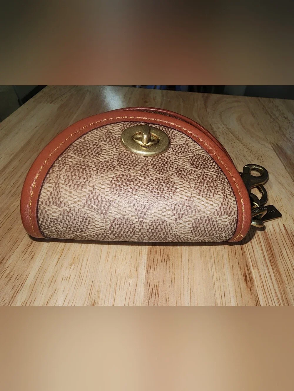 Coach Saddle Bag Brown Signature Tan Mini Turnlock Purse Charm NWOT - Picture 5 of 9